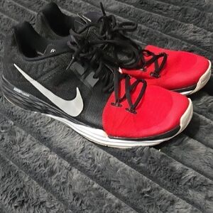 Nike Dual Fusion Training Sneakers